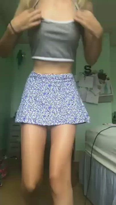 Amateur Blonde Skinny gif