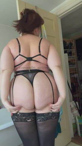 ass ass spread bbw goth jiggling lingerie pale pawg gif