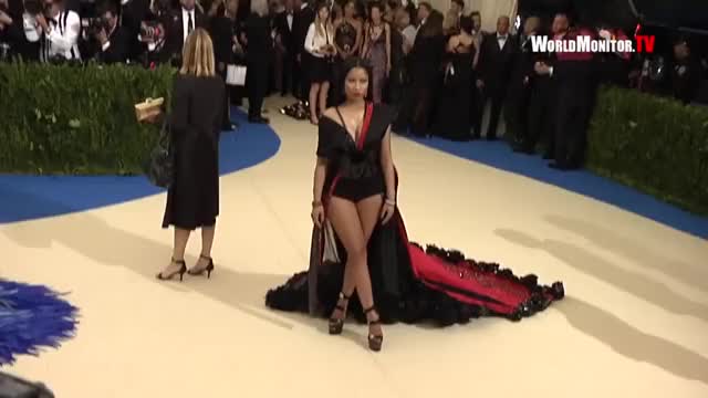 Nicki Minaj - (05.01.17) 2017 Met Gala