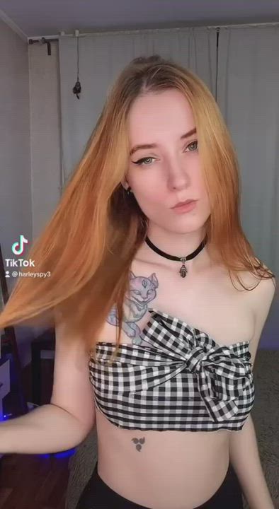 TikTok gif