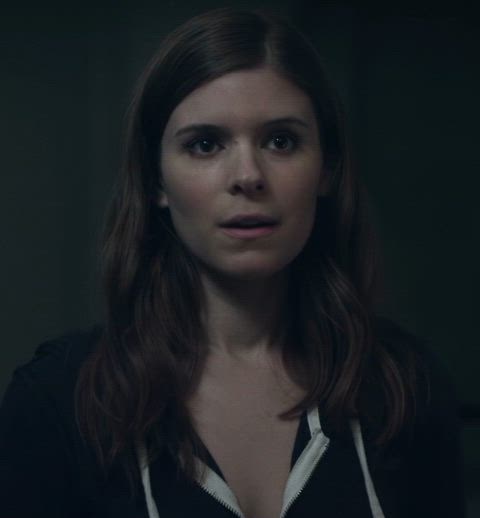 Kate Mara, Undressing