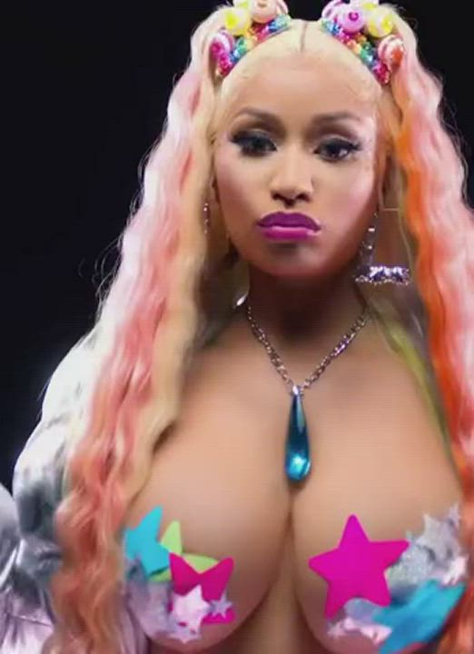 Bouncy Nicki Minaj