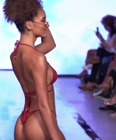 Runway Ass