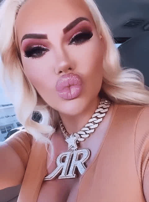 blonde fake lips solo gif