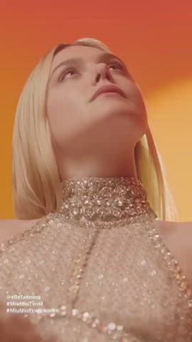 elle fanning natural tits small tits gif