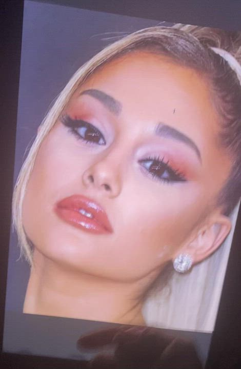 ?Ariana Grande ?cumtribute?