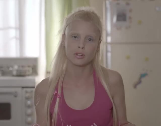 Yolandi Sigh