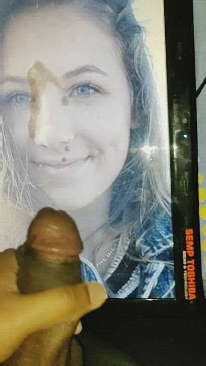 Cumtribute to a guy's gf.