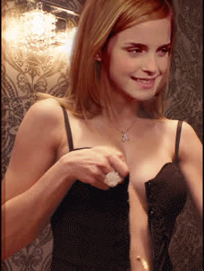 Celebrity Emma Watson Girls Naked gif