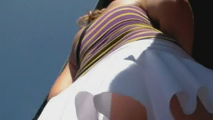 amateur upskirt voyeur gif