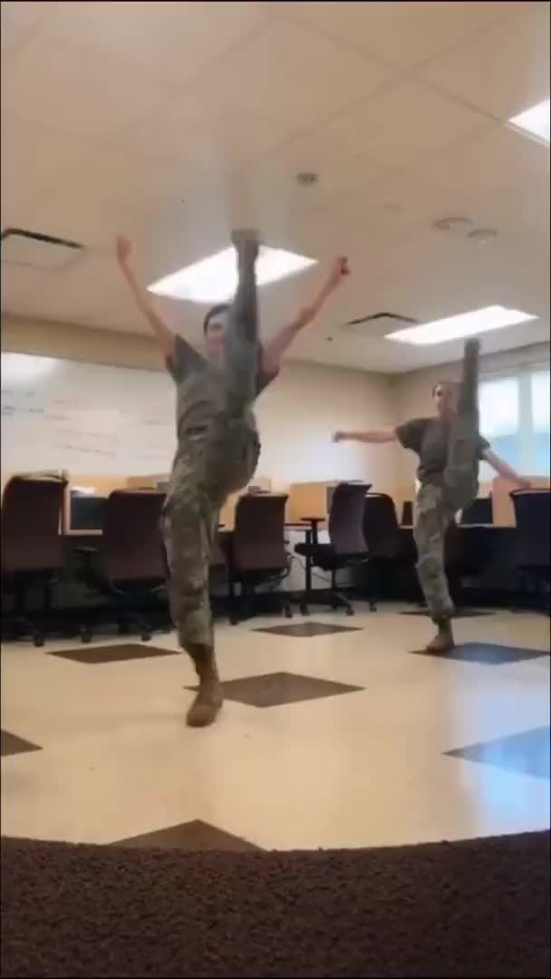 Sexy Airman WAP