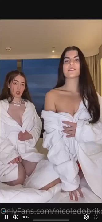 Friends Naked OnlyFans gif