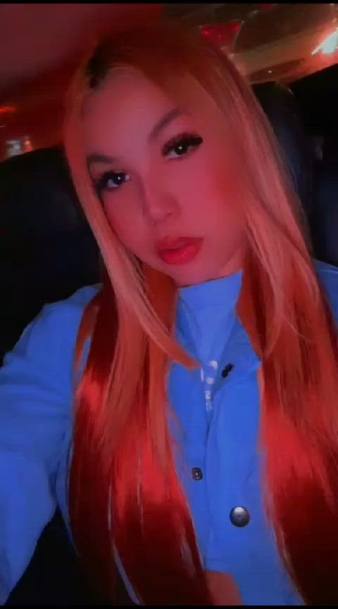 camgirl colombian teen webcam gif
