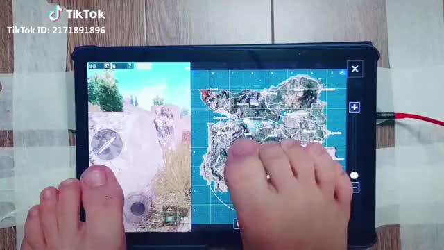 Chơi PUBG Mobile bằng chân | GAMEHOY