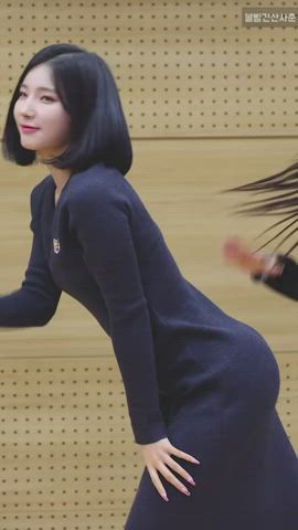 body celebrity korean gif