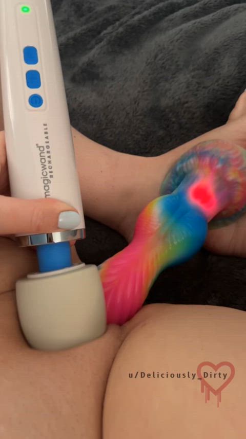 [Hitachi & FYSHAVO Fantasy Dildo] The ultimate vibrating duo!