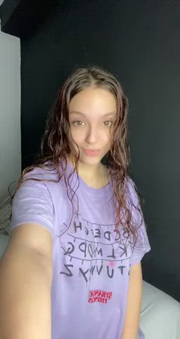 Would you jerk off to my nudes if i send you some?;)