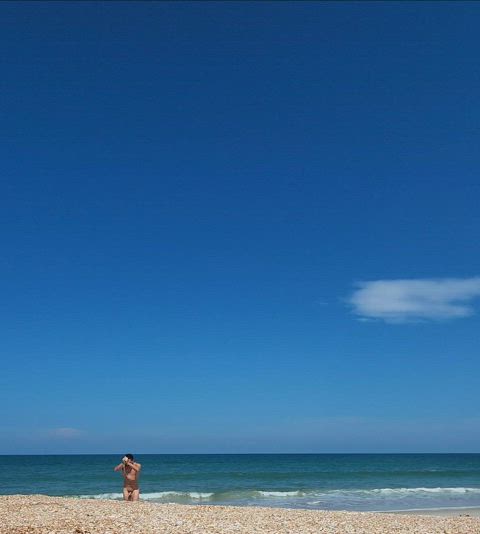 I love when all eyes are on me walking back from the water