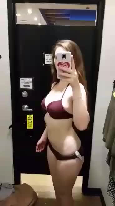 Got a little bouncy in my changing room [GIF]