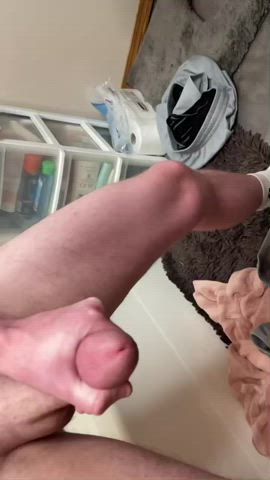 Psssst watch me cum