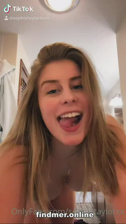 18 Years Old Bubble Butt Flashing German Girls Shaking TikTok UK USA White Girl Porn