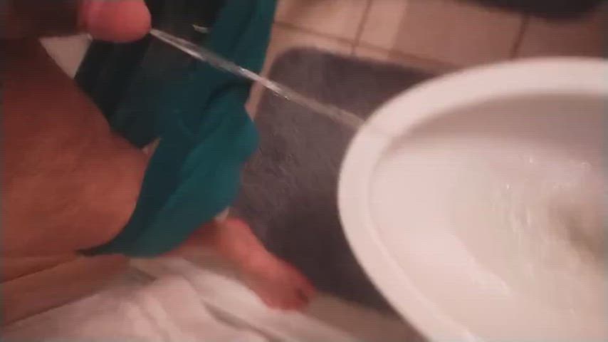 bathroom cock hardcore nsfw pee peeing penis piss pissing toilet male-pissing real-cock