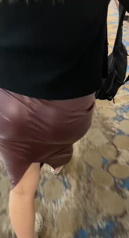 amateur ass booty dress milf pawg wife gif