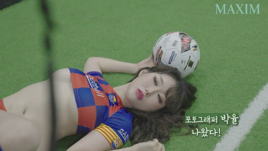 asian babe cute korean model sport underboob gif