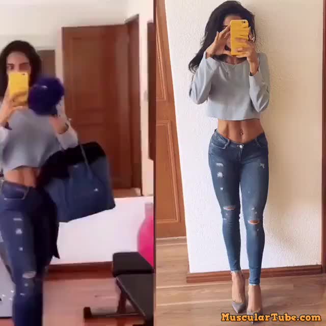 Latina gif