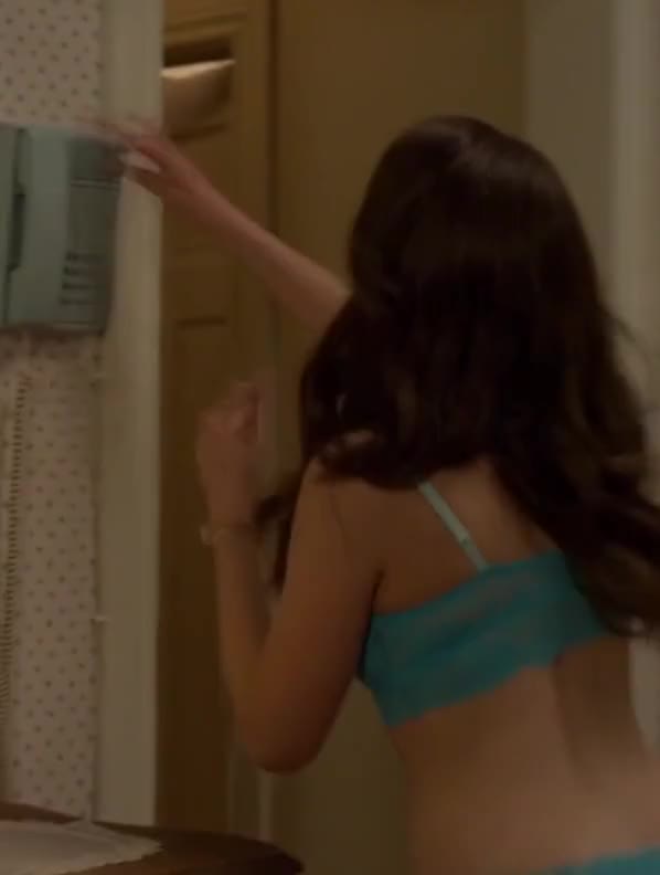 Alison Brie - No Stranger Than Love (2015)