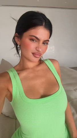 Green bodysuit look via TikTok.