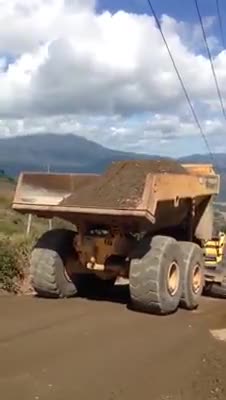 Raising your truck bed under power lines WCGW