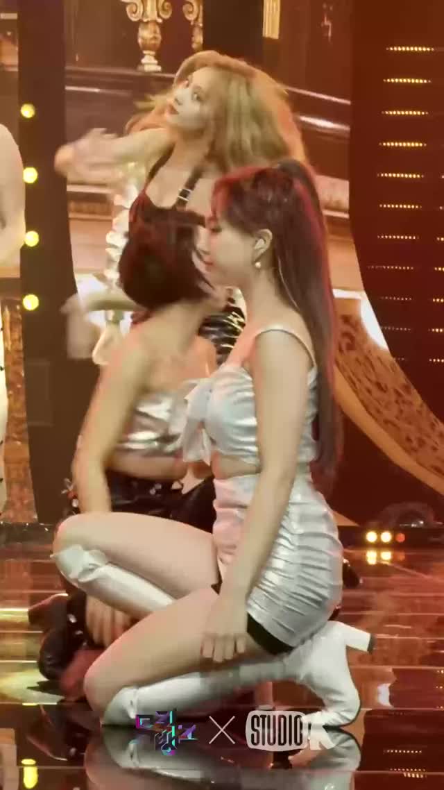 [K-Fancam] 트와이스 나연 직캠 'Feel Special' (TWICE NAYEON Fancam) l @MusicBank