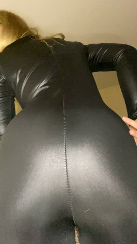 My shiny suit wants to sit on your face