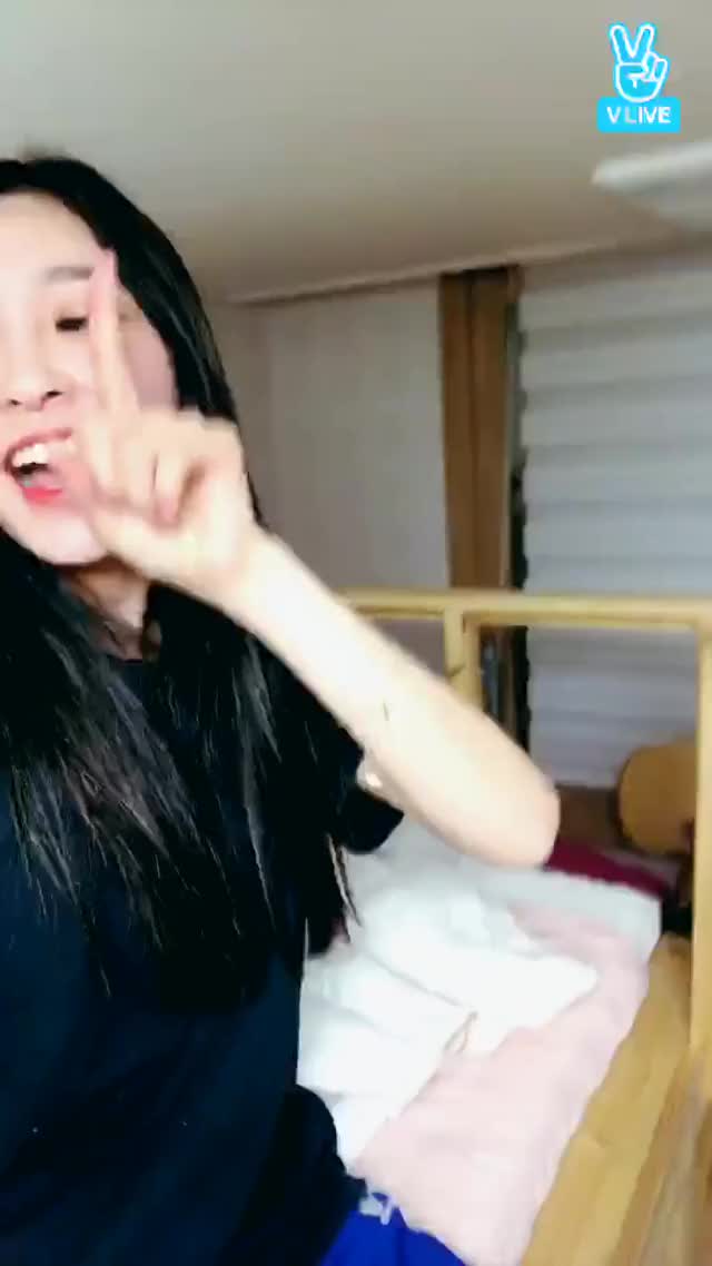 [V LIVE] 죄송해요