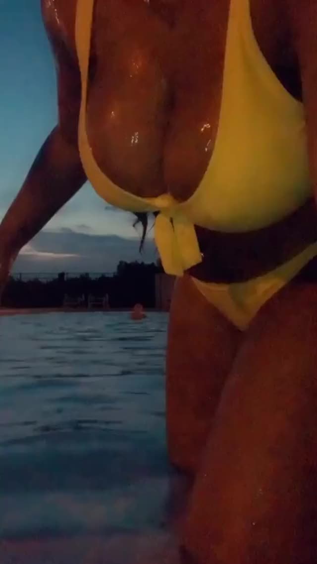 Ebony Thick Tits gif