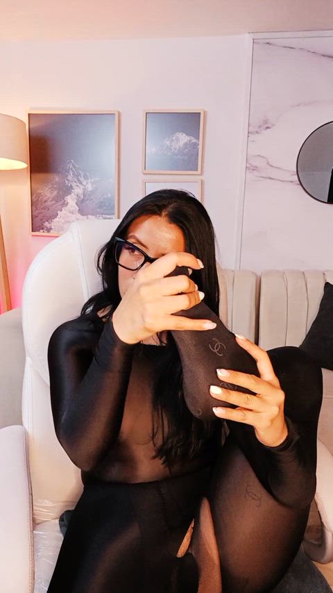 chaturbate feet feet fetish feet licking fetish nylons tattoo amateur-girls girls-with-glasses