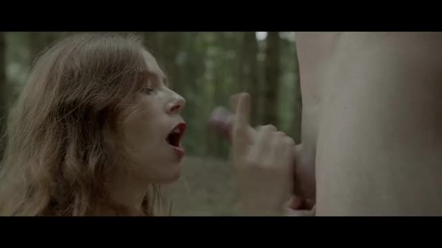 Antje Nikola Möning in 'Taste of Life' (2017) with sound
