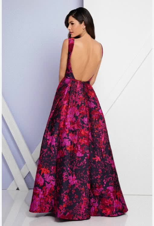 Bloom with loveliness In This Beautiful Dress
