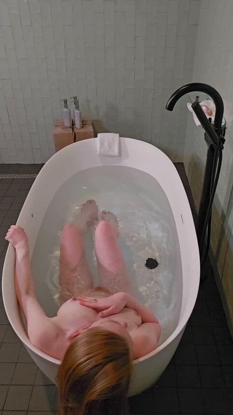 bath bathtub big tits milf redhead redheads gif