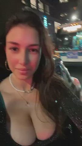 @leilaniazaleaa from tiktok