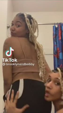 Big Tits Braless Cute Dancing Ebony Petite Teasing TikTok Underboob Vertical gif