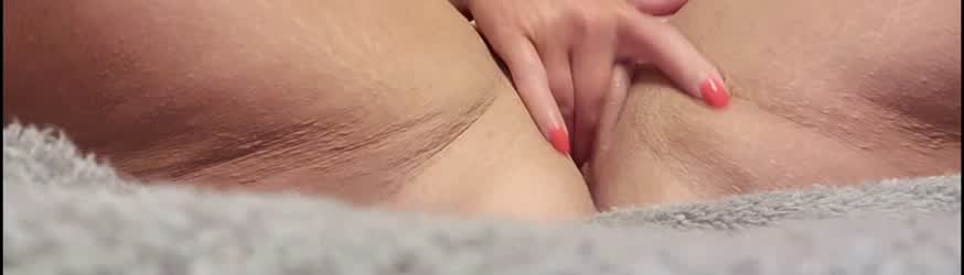 Fingering Masturbating Pussy Squirt Squirting Wet Wet Pussy gif