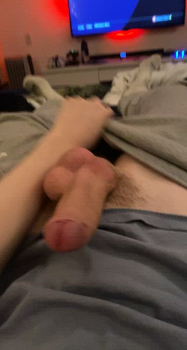 (M18) keep getting distracted