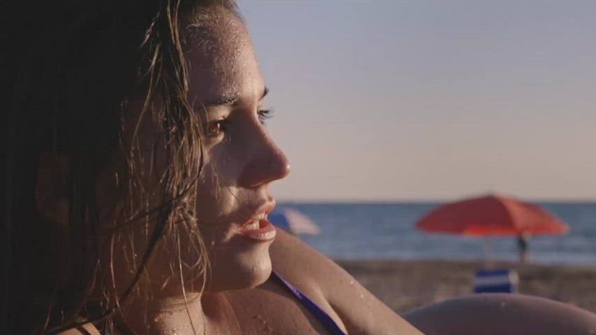 beach bikini boobs tits wet gif