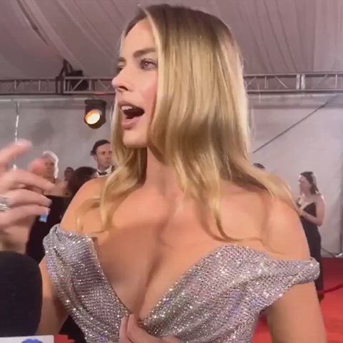 Margot Robbie