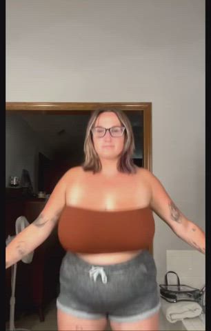 big tits bouncing tits chubby gif