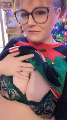 bbw big tits boobs christmas cute hotwife milf natural tits redhead tits gif