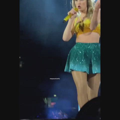 ass celebrity taylor swift gif