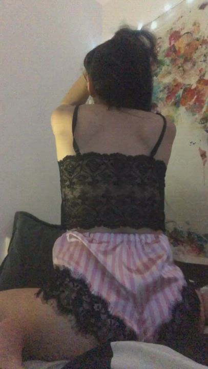 Should I strip in this subreddit more often for you guys?🙄 I'm insecure